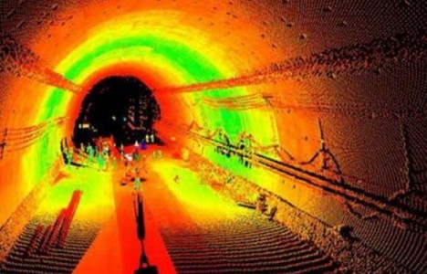 隧道变形在线监测过程中应用的光纤应变传感器