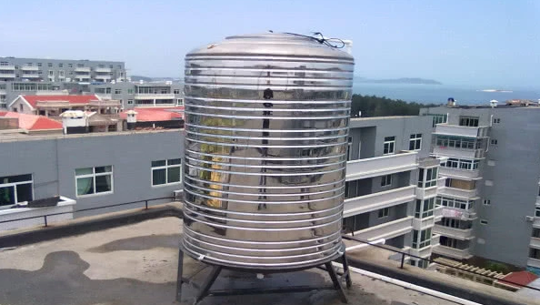 光电液位开关 - LLT200D3SH用于检测屋顶水塔液位高低